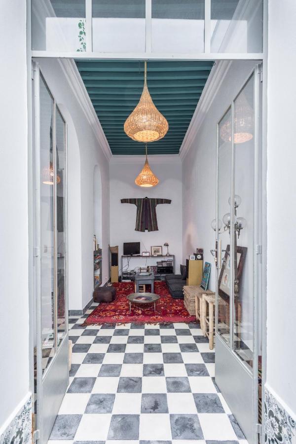 Riad Dar-tus Tangier Bagian luar foto